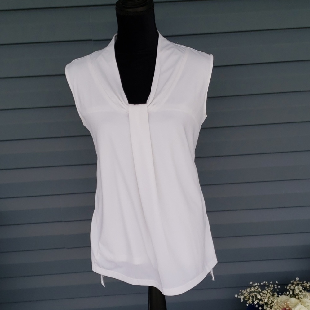 Sleeveless top